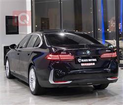 بی ئێم دەبڵیو سیریەس 5